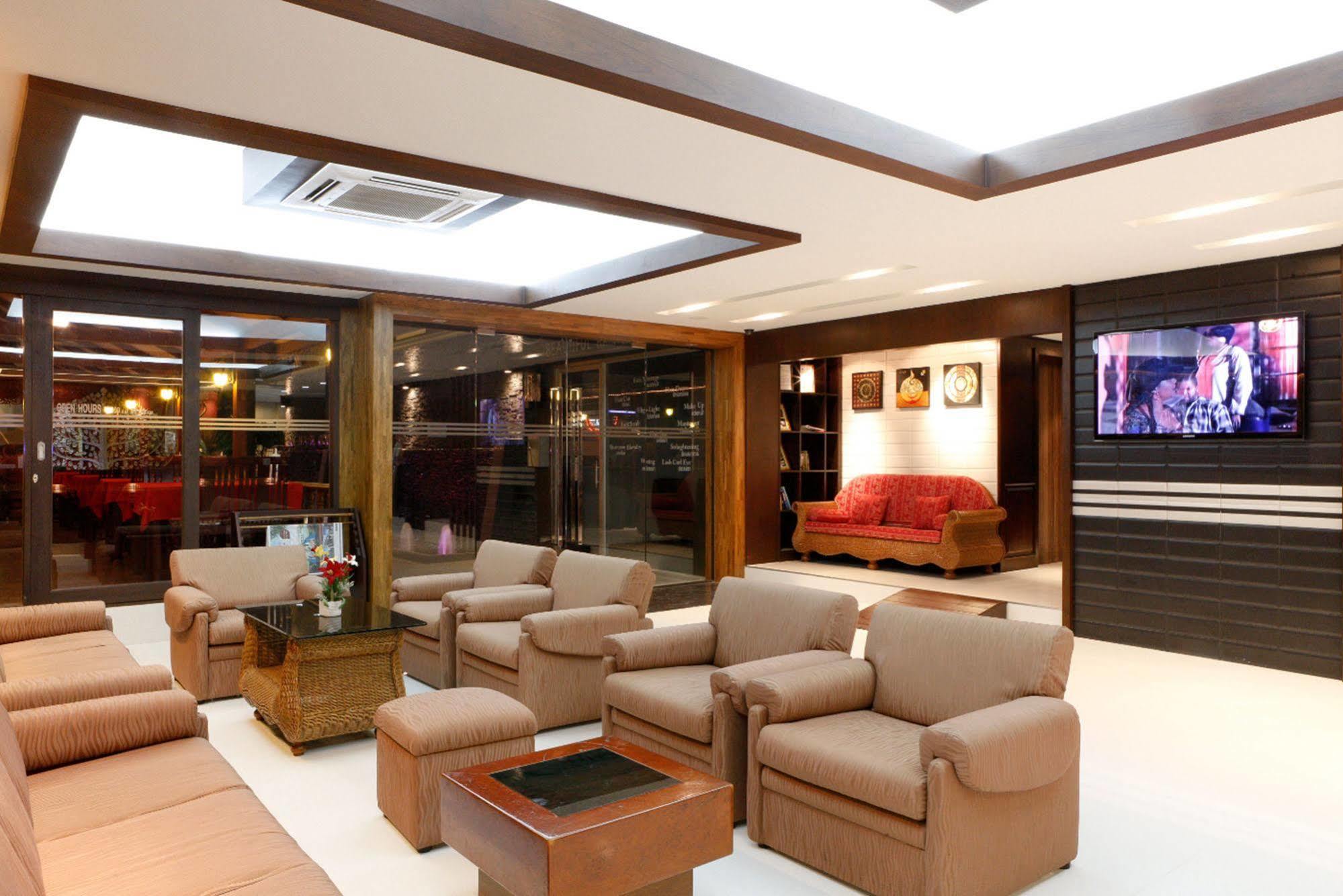 Inn House- Sha Extra Plus Pattaya Luaran gambar